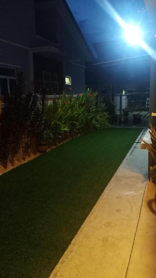 Illa Bella Homestay Jasin Kültér fotó